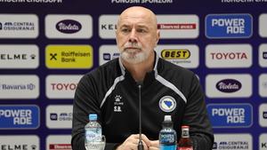 Barbarez se pojavio pred novinarima, pa prvo pričao o Edinu Džeki i Osmanu Hadžikiću: "Nažalost..."